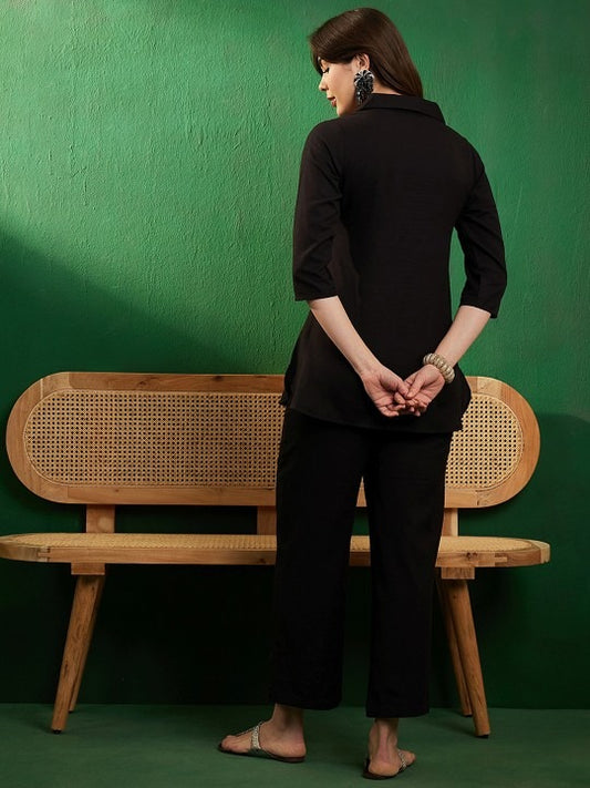 Pehraavii Women Black Embroidered Co-Ord Set