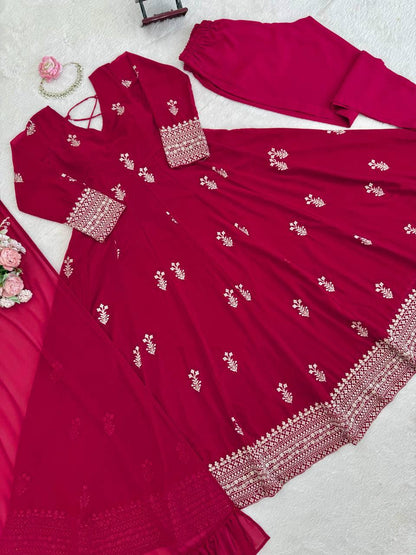 pehraavi Step into effortless charm with our exclusive 3-piece set – crafted for comfort, stitched with grace.