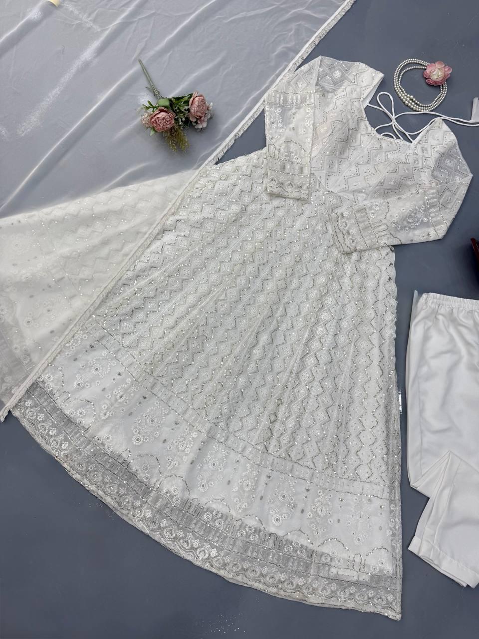 pehraavi Step into effortless charm with our exclusive 3-piece set – crafted for comfort, stitched with grace.