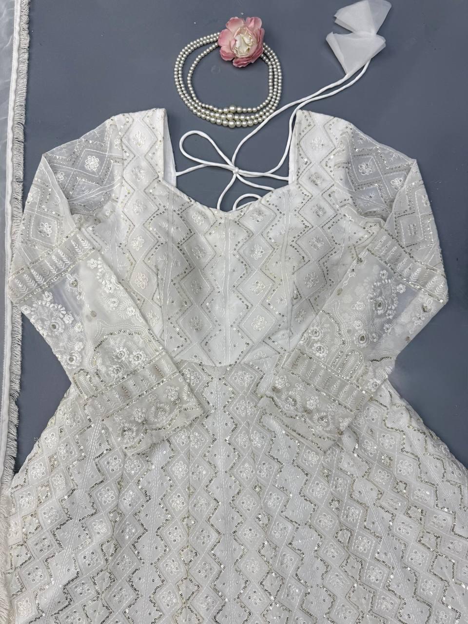 pehraavi Step into effortless charm with our exclusive 3-piece set – crafted for comfort, stitched with grace.