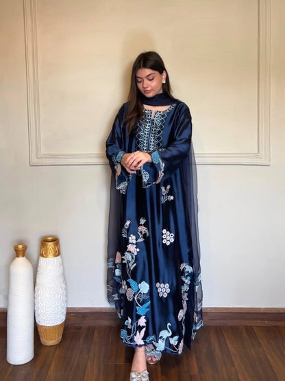 Women's Navy Blue Embroidered Kurta Pant Set with Organza Dupatta | Floral Party Wear Ethnic Suit