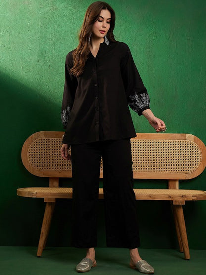 Pehraavii Women Black Solid Co-Ord Set