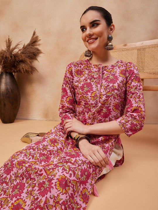 Pehraavii Women Pink Floral Printed Straight Kurta