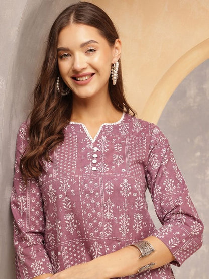 Pehraavii Women Mauve Printed Round Neck Top