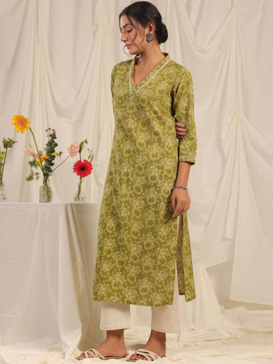 Pehraavii Women Olive Green Printed V-Neck Straight Kurta