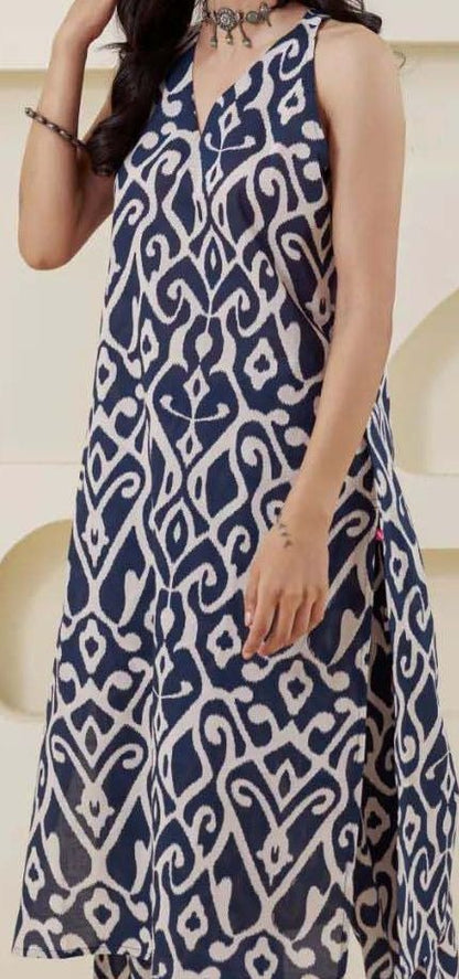 Pehraavii Navy Blue Printed Sleeveless Kurta Pant Set
